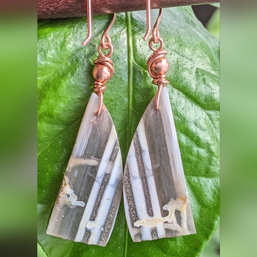 Rare Owyhee Opal Gemstone Earrings Artisan Crafted Copper Design - Picture 14 of 15